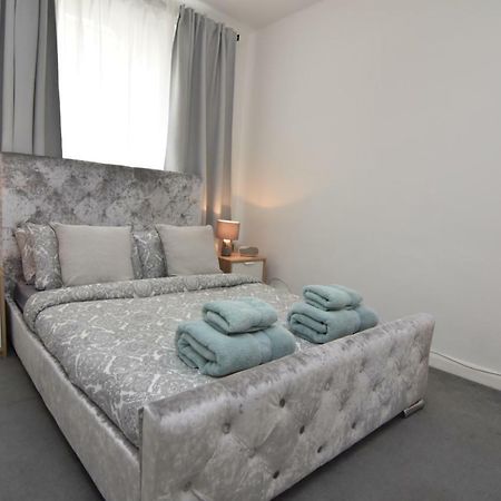 Cozy Apartment In Camden Town Лондон Экстерьер фото